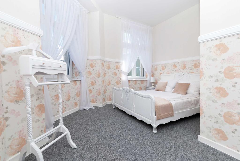 Premium - Bed & Breakfast Malbork Ngoại thất bức ảnh